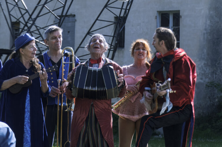 De Francia a El Galpón de las Artes: Una noche de cine y circo