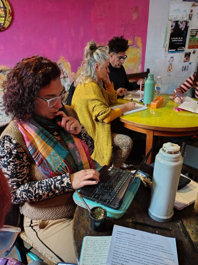 Lo que queda después de tres mañanas en un taller de dramaturgia con Arístides Vargas